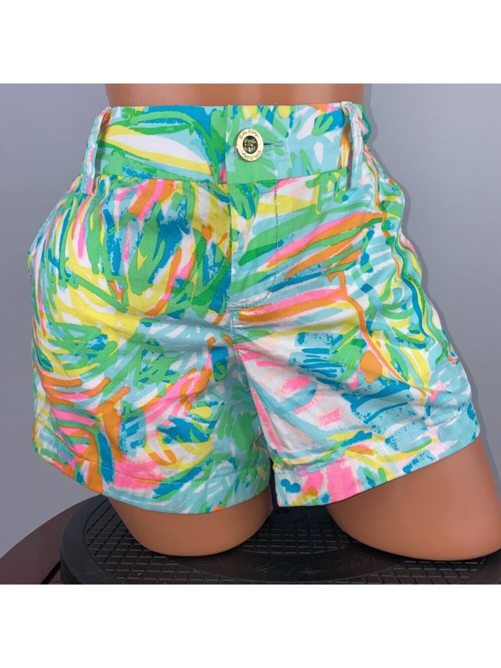 Lilly Pulitzer Callahan Short Womens 6 Colorful Strokes Tropical Vacation Beachy
